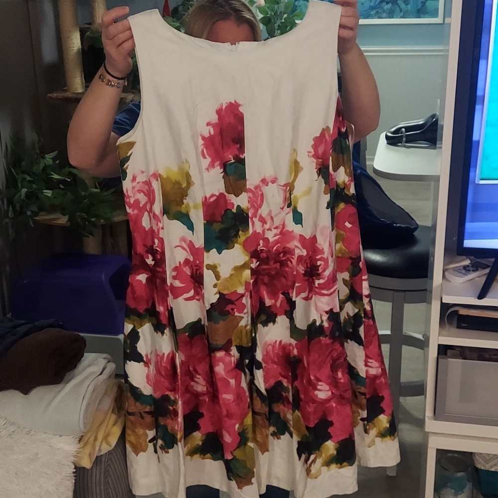 Jones New york Floral pattern dress